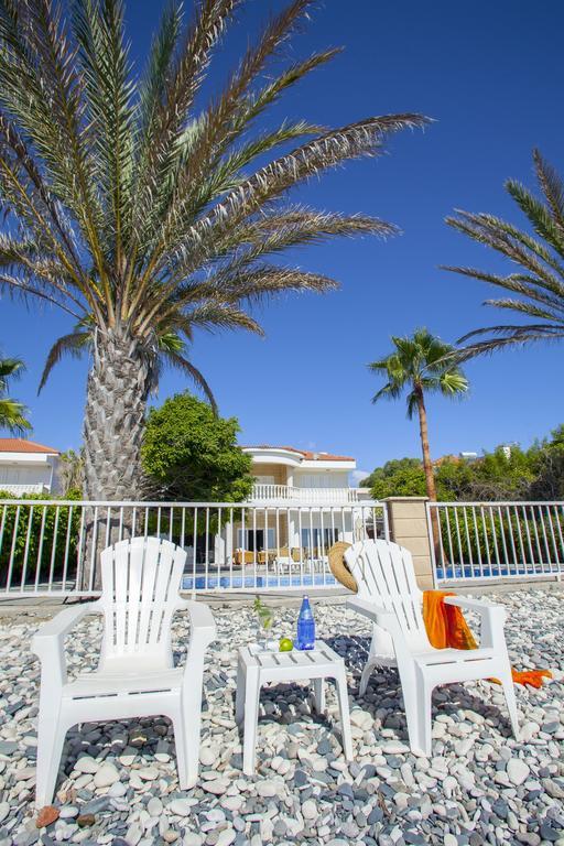 Meneou Beachfront Villa Sunset Perivolia Kamer foto